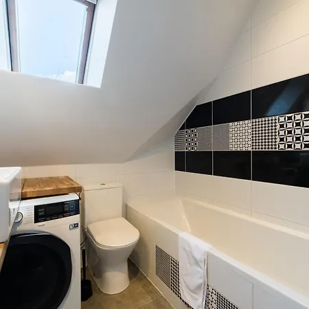 Glogowska Spacious By Bookinghost * Posen