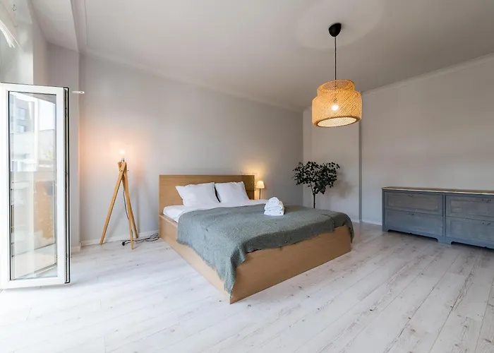 Appartamento Glogowska Spacious By Bookinghost *