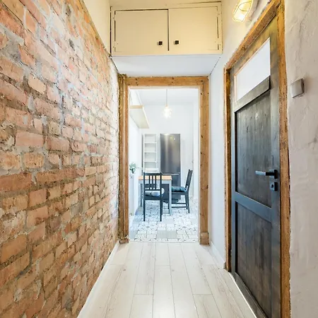 Апартаменты Glogowska Spacious By Bookinghost
