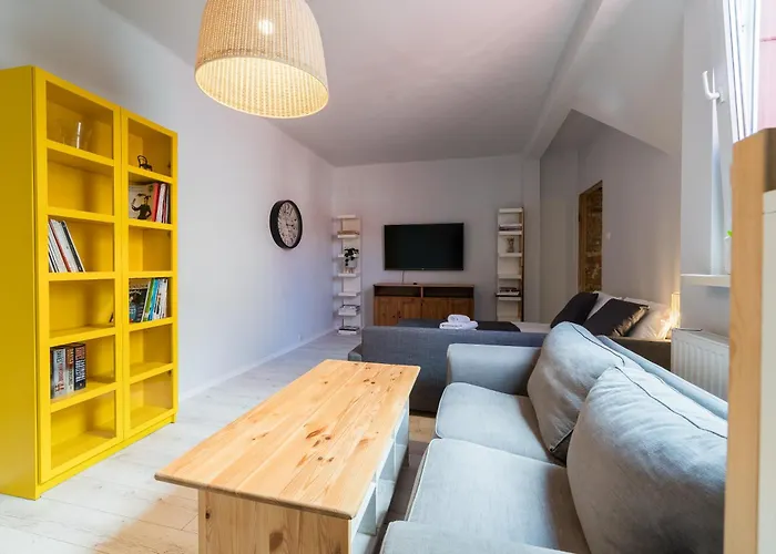 Glogowska Spacious By Bookinghost Apartment *