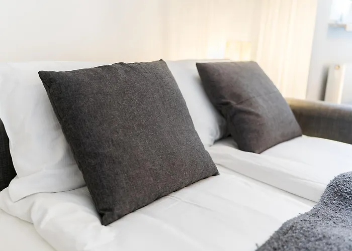 Glogowska Spacious By Bookinghost Posen