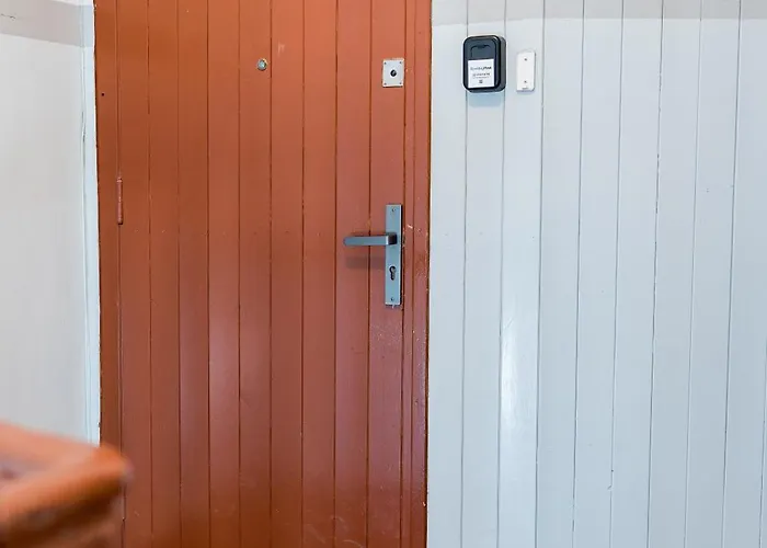 Apartment Glogowska Spacious By Bookinghost *